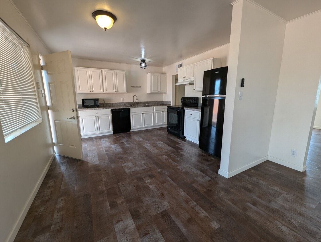 Photo - 1812 S Hardy Dr (Tempe, AZ)