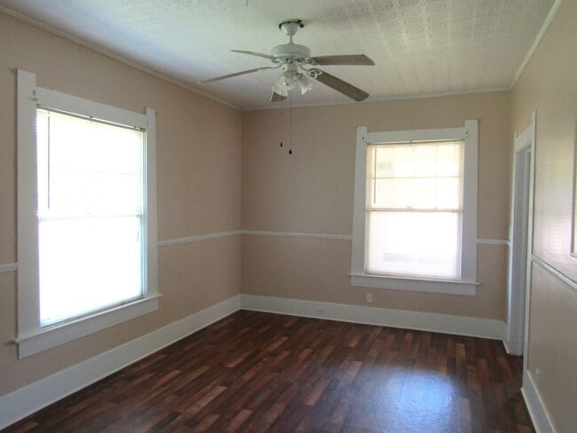 Photo - 2229 Procter St