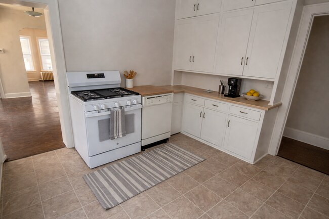 Photo - 2529 Polk St NE Unit 1