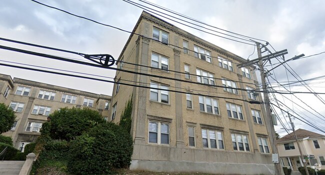Building Photo - 20 Colborne Rd Rental