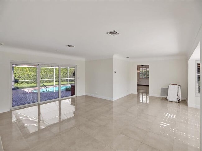 Photo - 4731 NE 26th Ave