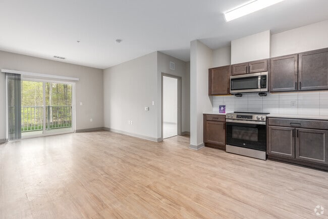 2BR, 2BA - 953SF - Kitchen - Eagle Park Vistas, 55+