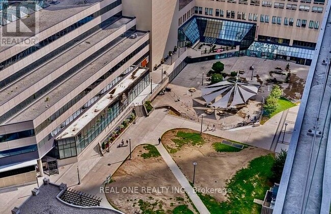 Photo - 761 Bay St. Unité 1713