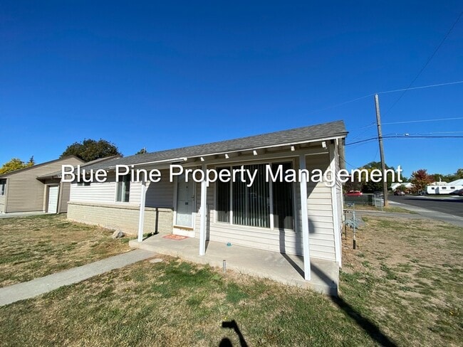 Photo - 1195 E 15th St