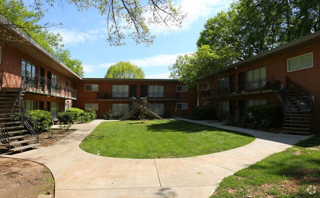 Photo - Woodland Apartments