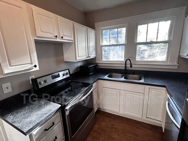 Photo - 2561 Rosselle St Casa