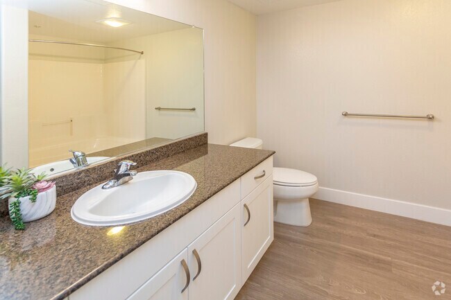 2 BR, 2.5 BA - 1167 SF