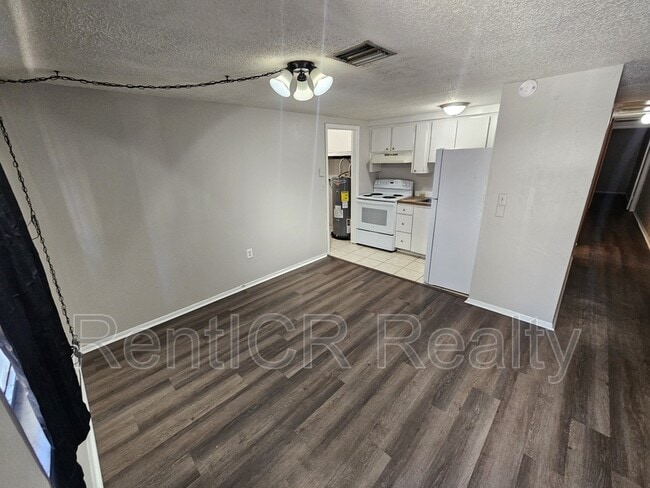 Photo - 2988 Green Acres Ave Unit B