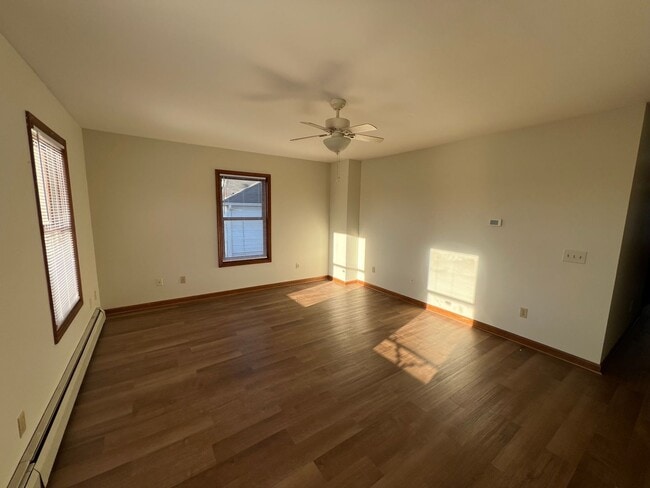 Photo - 201-215 1st Street Apartment Unit 211 #2