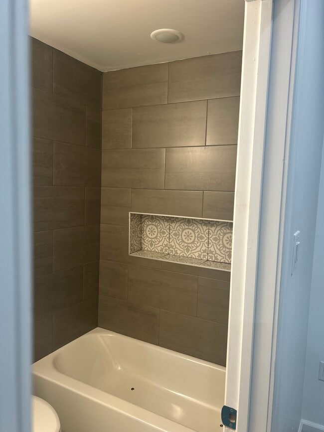 Photo - 12th st Unit 2