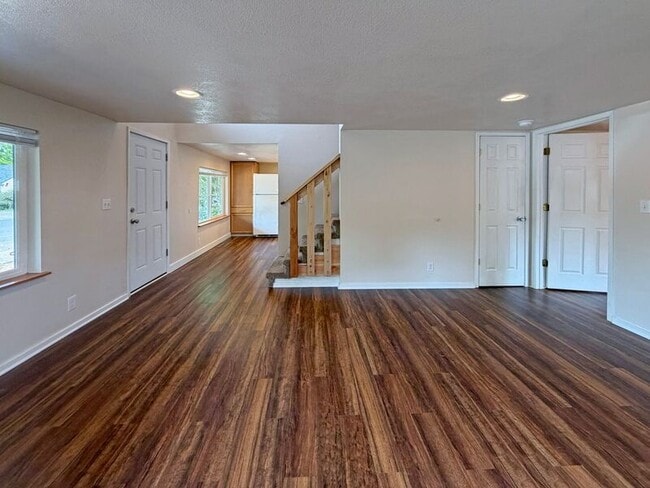 Photo - 544 W 20th Ave