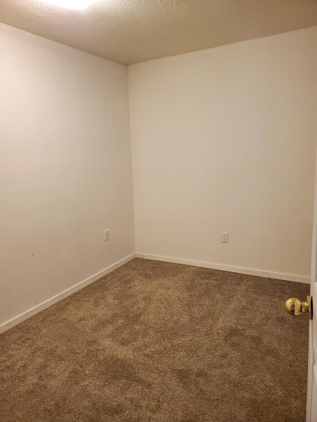 Photo - 2980 10th Ave