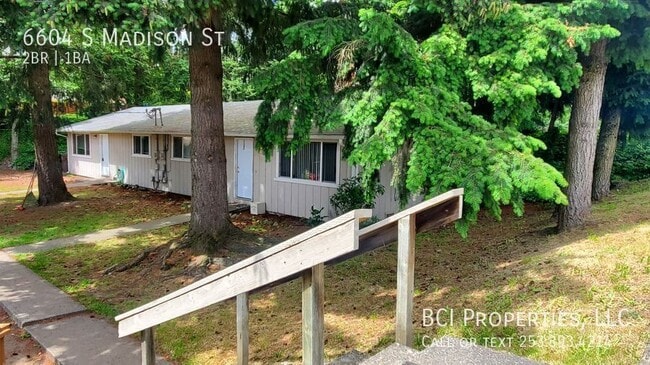 Building Photo - 6604 S Madison St