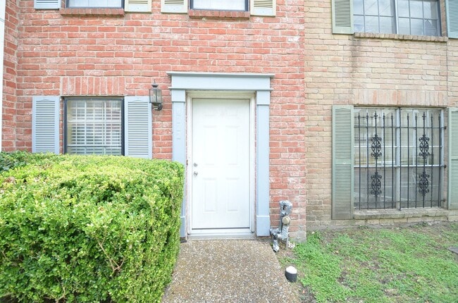Building Photo - 4022 Belle Park Dr Unit 4022 Rental