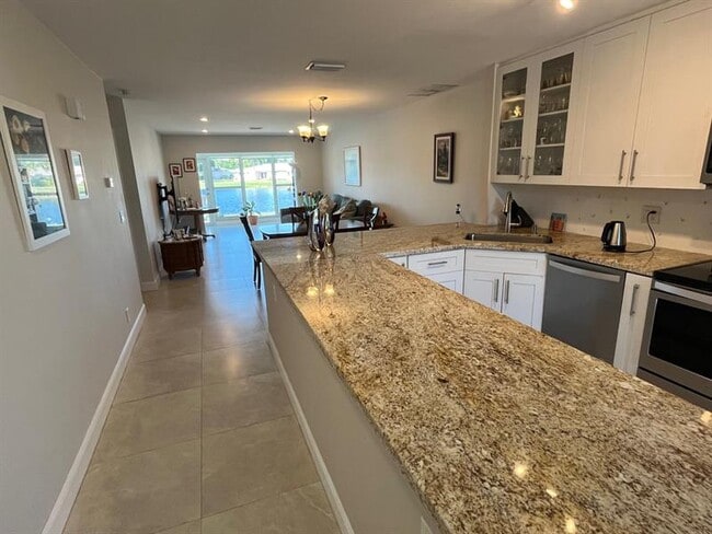 Photo - 8777 Warwick Dr