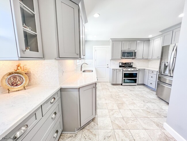 Photo - 35 Bowdoin St Unit 35