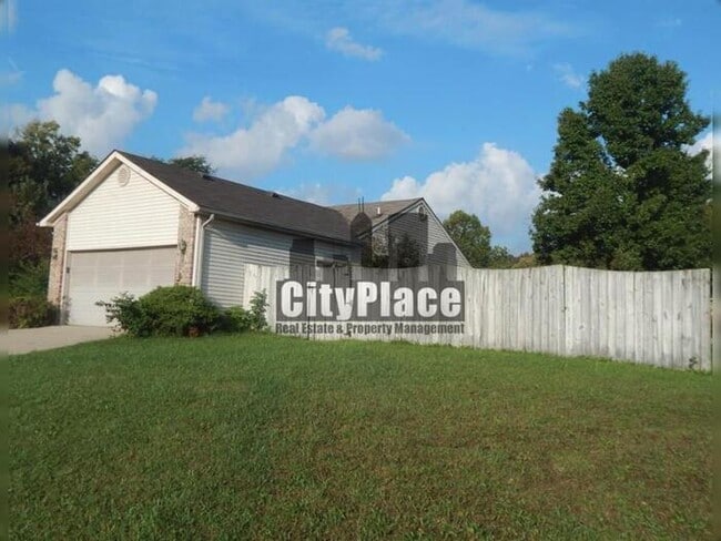 Photo - 6830 Medallion Dr