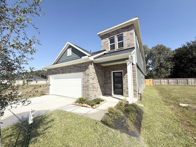 Building Photo - 15455 Foresail Ln
