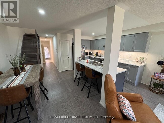 Photo - 60 Sailors Landing