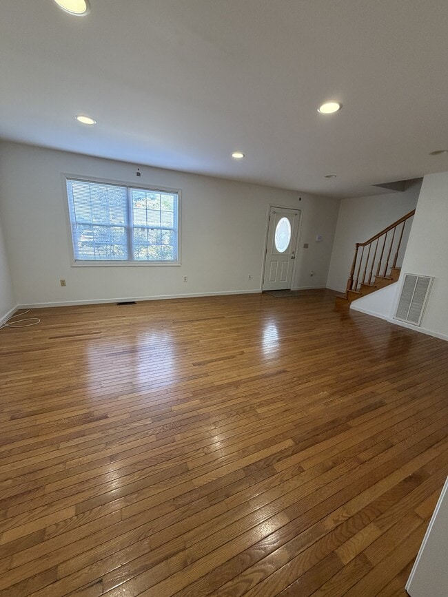 Photo - 1513 Princess Anne Ln