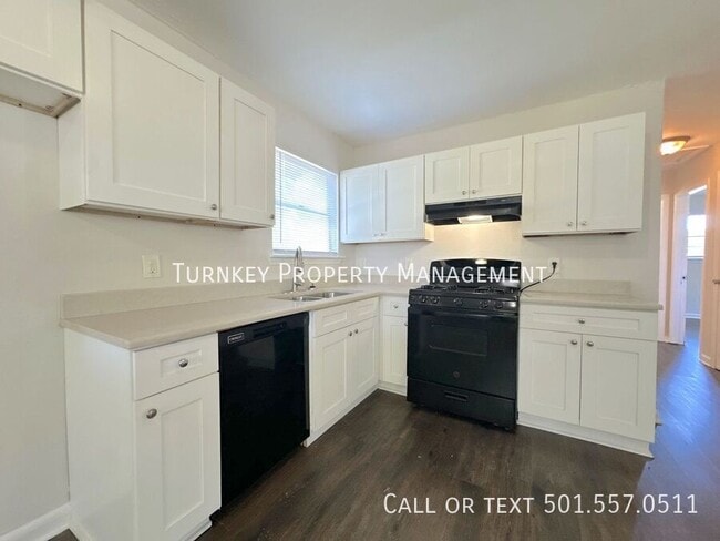 Photo - 7124 Twin Oaks Rd