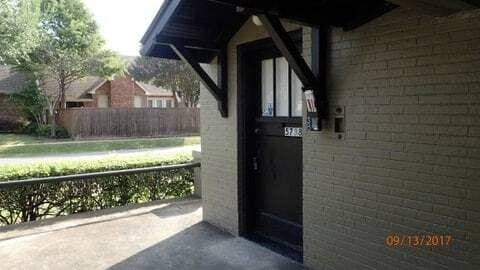 Photo - 5736 Worth St