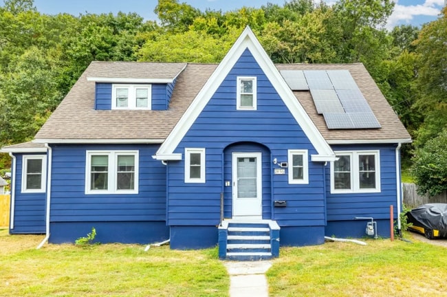 Photo - 29 1/2 Mountain St