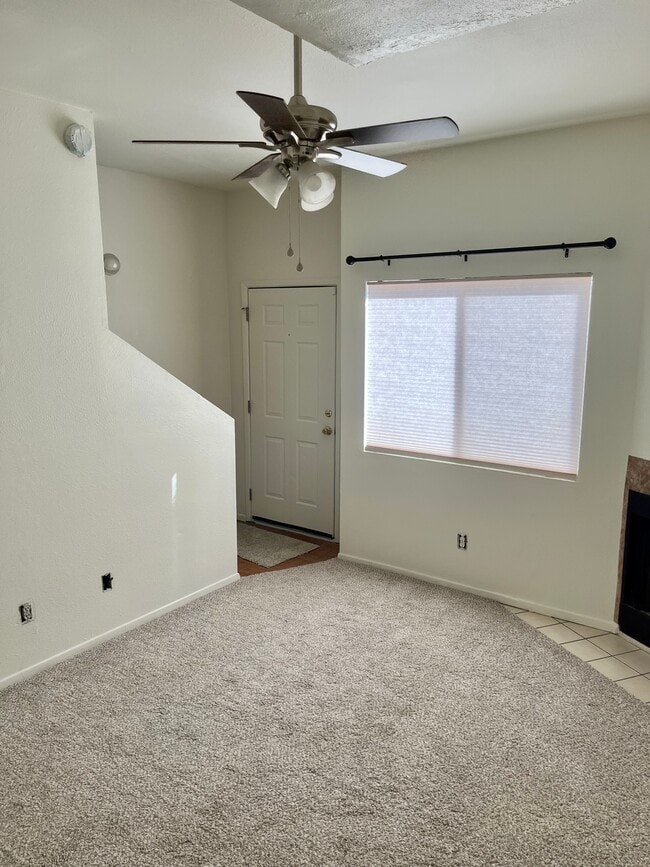 Entrada - 3409 N Fontana Ave