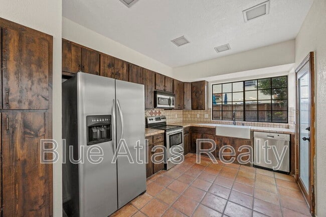 Photo - 609 Fiesta Cir