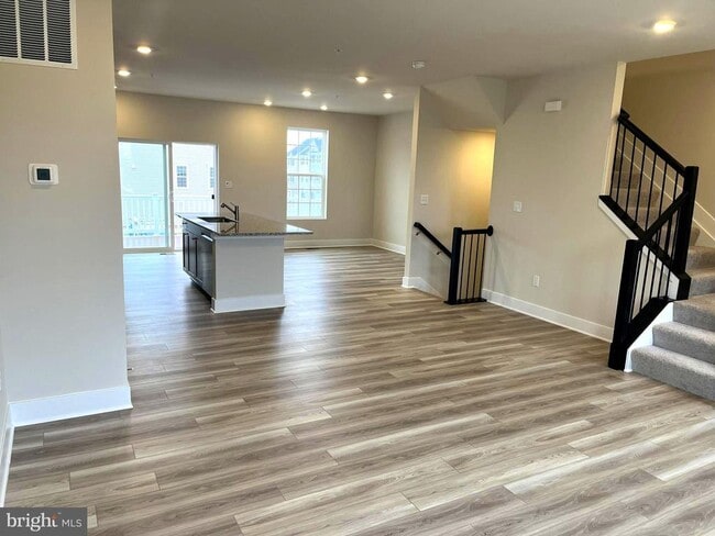 Photo - 7616 Johnnycake Rd