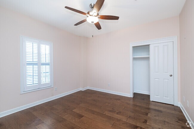 2BR, 1BA - 1,300SF - Bedroom 1