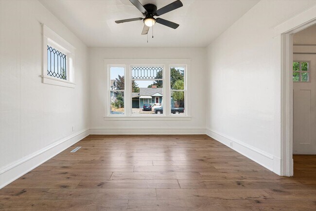 Photo - 1113 W Montgomery Ave Unit 1113