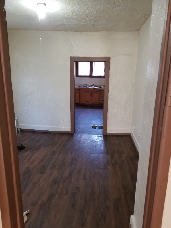 Photo - 261 Bellview St