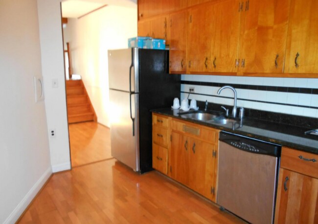 Photo - 3 BR 2 BA Townhome in the heart of Canton!