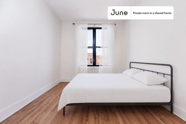 Building Photo - Room in Shared 2 bed/2 bath home in Crown Heights