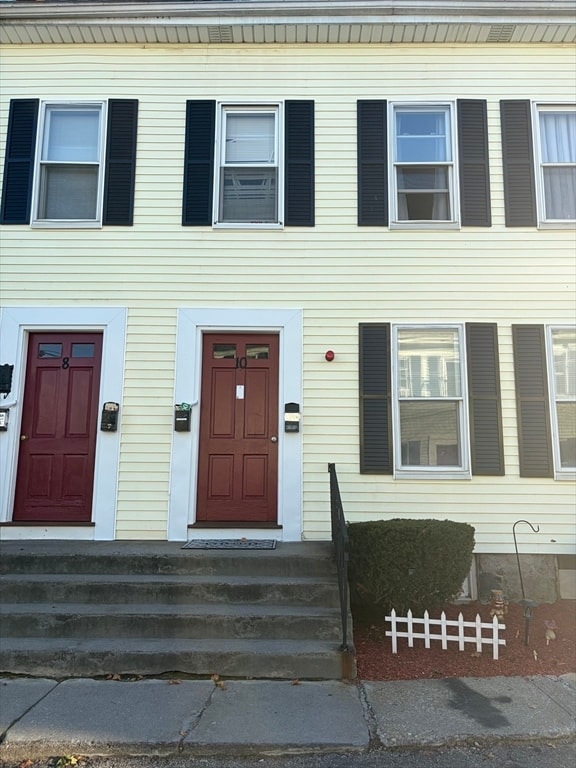 Photo - 10 Exchange Ct Unit 1