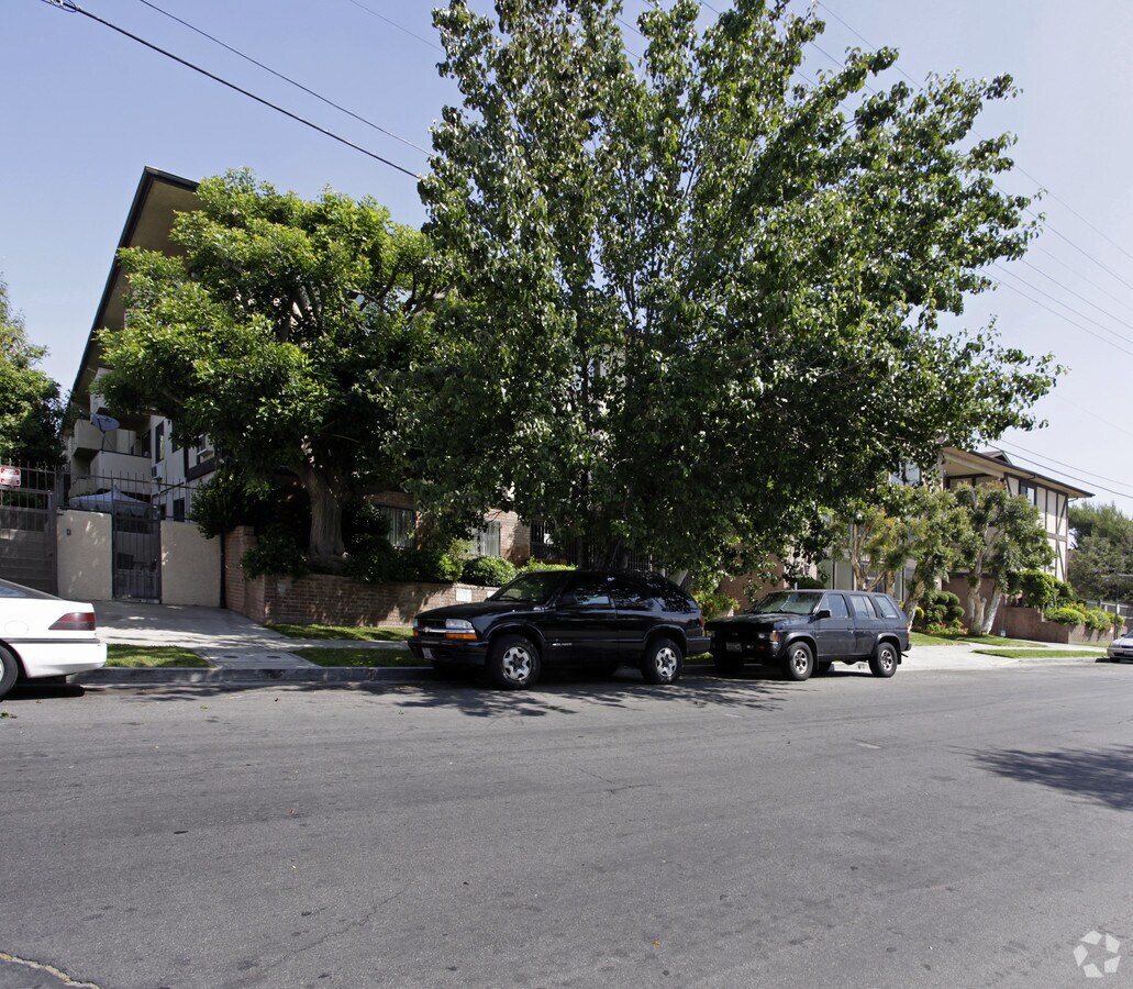 Photo - Sunland Manor Apartments