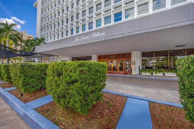 700 Biltmore Way Unit 514