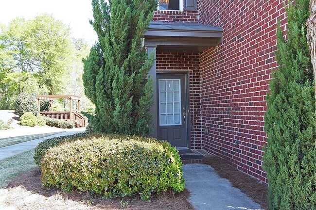 Photo - 3282 Nesting Bend