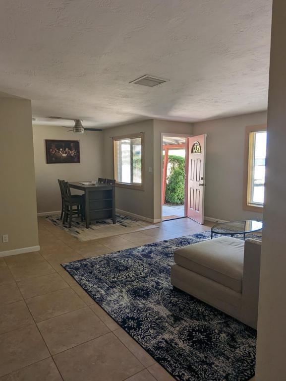 Photo - 1343 E Osborn Rd