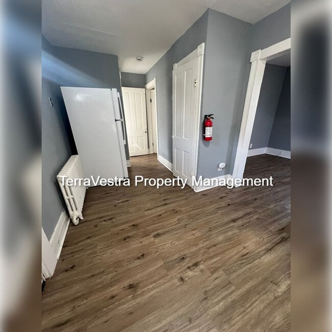 Photo - 31 S Myrtle St Unit 2nd Floor