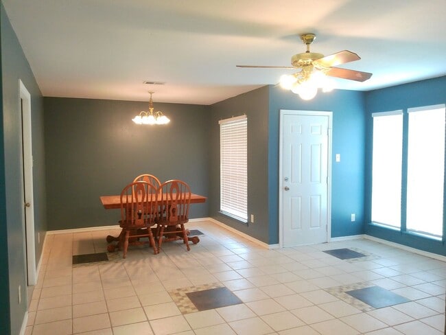 Photo - 2600 Alana Ln