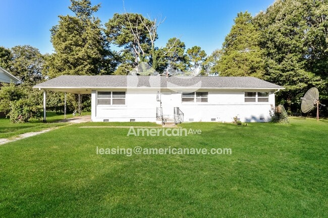 Building Photo - 537 Hemingway St