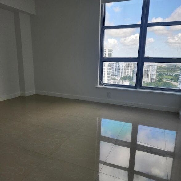 Photo - 19101 NE 36th Pl Unidad 3006