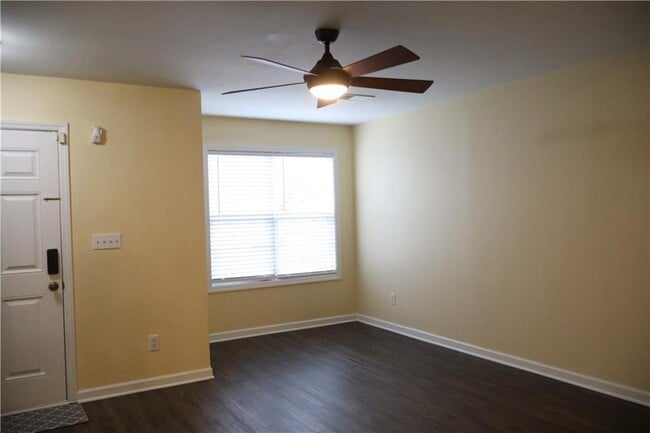 Photo - 118 Hiram Terrace