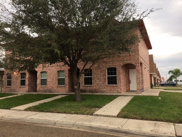 Exterior - 607 Jade St