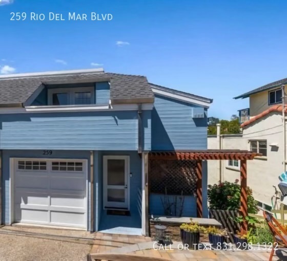 3 bed 2 bath coastal living with this stun... - 3 bed 2 bath coastal living with this stun... House