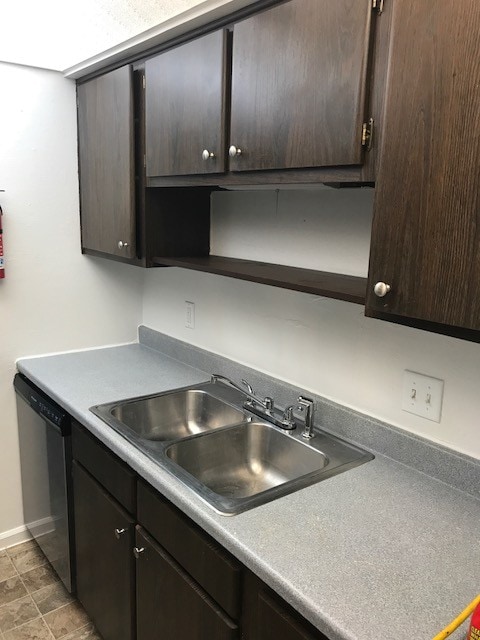 Photo - Diplomat Place Apartments