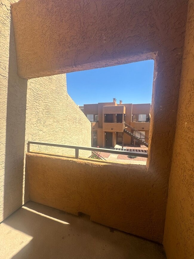 Photo - 2 BEDROOM UNIT IN CACTUS FLATS IN GLENDALE Unit 245