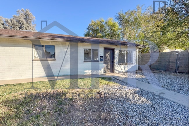 Photo - 1Bed/1Bath Apt at 16th St/Thomas Rd! NO CREDIT, NO BACKGROUND, NO RENTAL HISTORY CHECK!